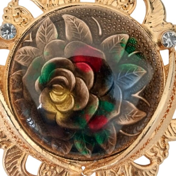 Vintage Round Brooch Gold Tone Filigree With Rose Inset and Rhinestones Like New - Picture 4 of 6